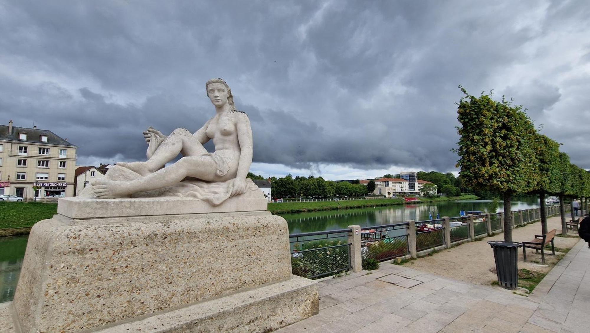 L'Hirondelle Daire Château-Thierry Dış mekan fotoğraf
